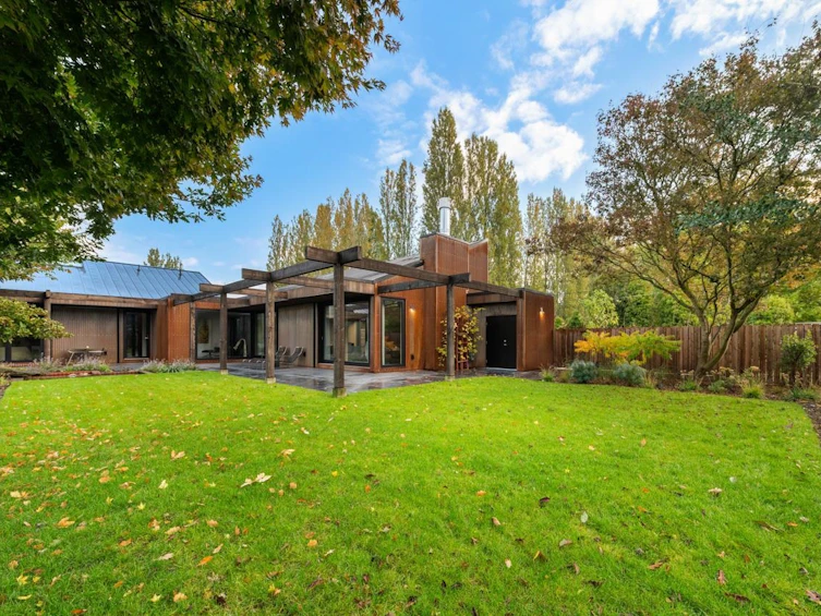 6975 Prescott Street, Vancouver, BC, V6N 1N2 - 26