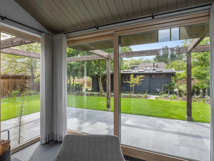 6975 Prescott Street, Vancouver, BC, V6N 1N2 - 16