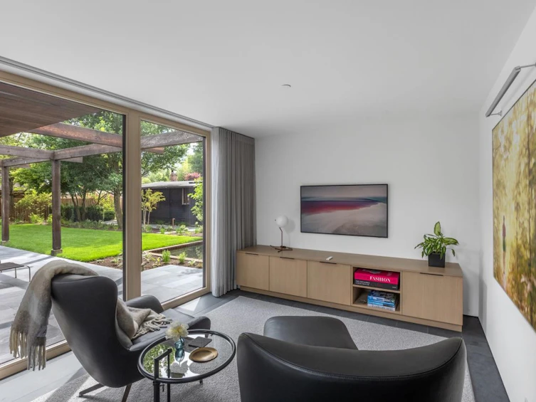 6975 Prescott Street, Vancouver, BC, V6N 1N2 - 5