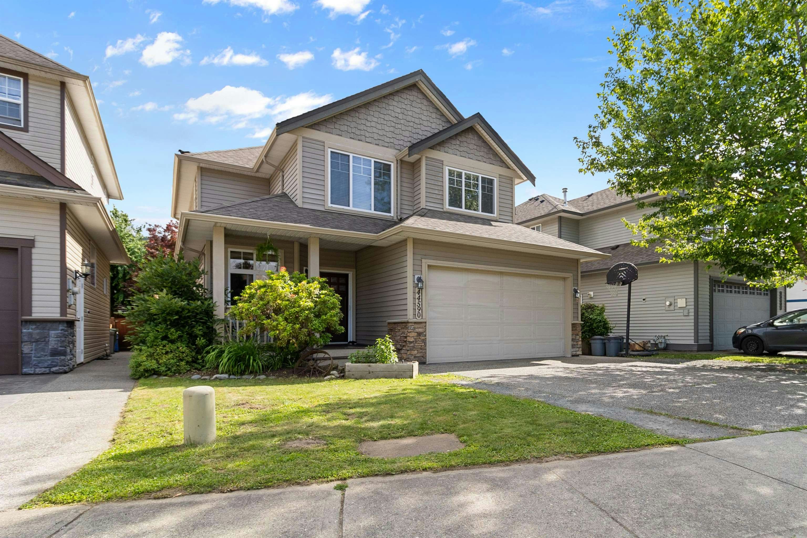 44590 Monte Vista Drive, Chilliwack, BC, V2R 5T2