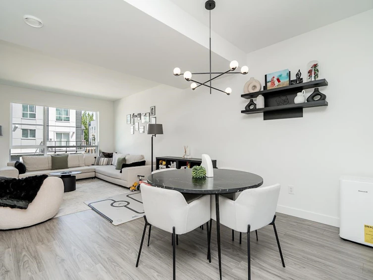 8-7218 188 Street, Surrey, BC, V4N 6W3 - 7