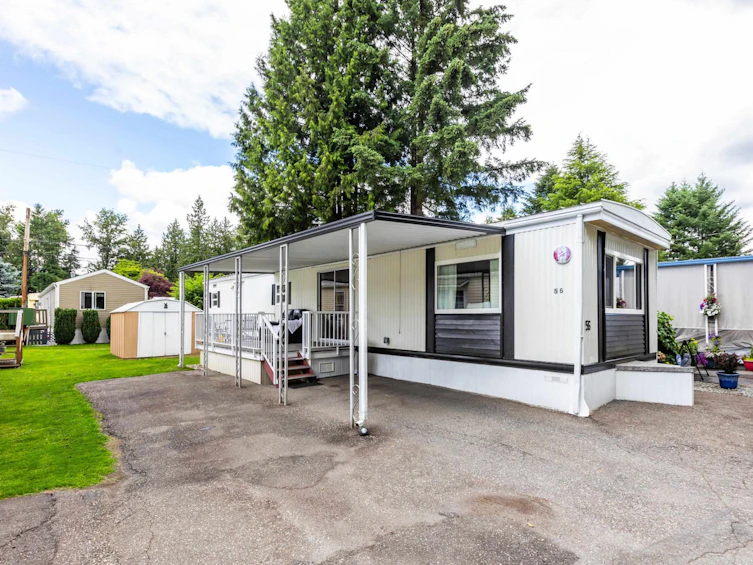 56-9080 198, Langley, BC, V1M 3A8