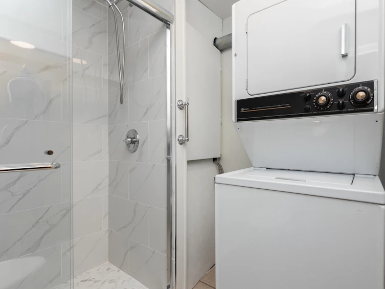 56-9080 198, Langley, BC, V1M 3A8 - 25