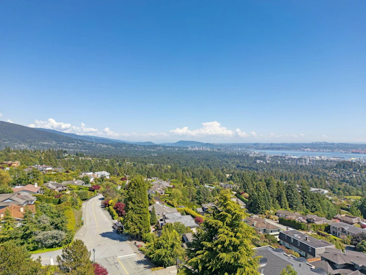1411 Chippendale Road, West Vancouver, BC, V7S 2N7 - 4