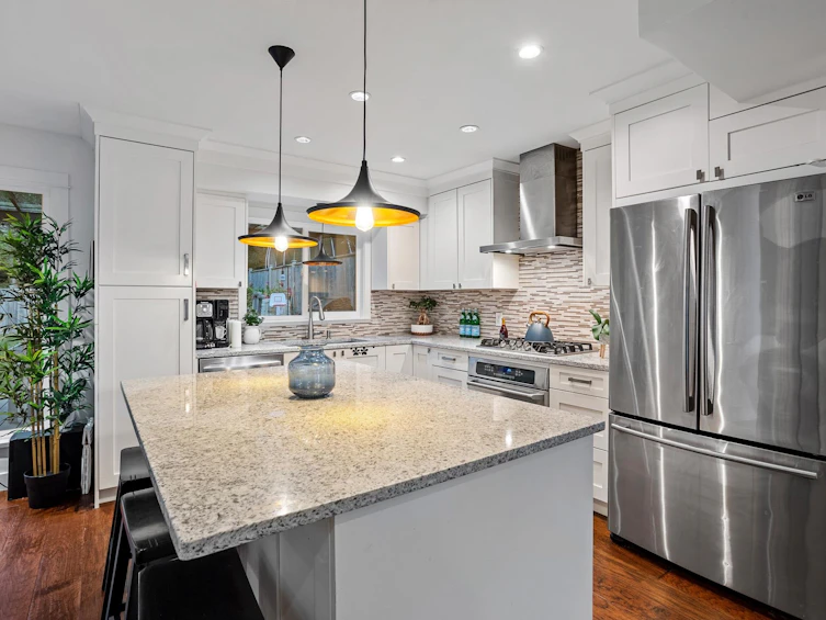 5673 White Pine Lane, North Vancouver, BC, V7R 4S1 - 10
