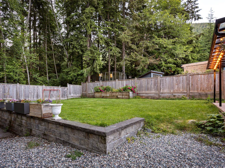 5673 White Pine Lane, North Vancouver, BC, V7R 4S1 - 36