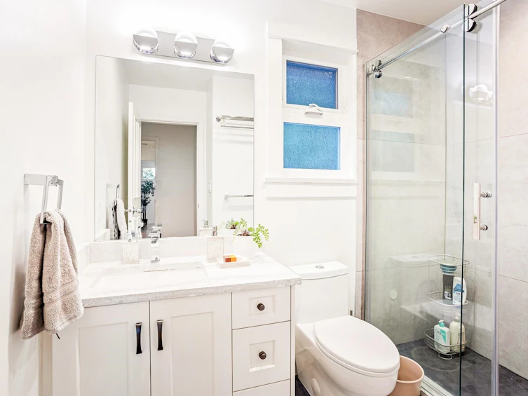 5673 White Pine Lane, North Vancouver, BC, V7R 4S1 - 24