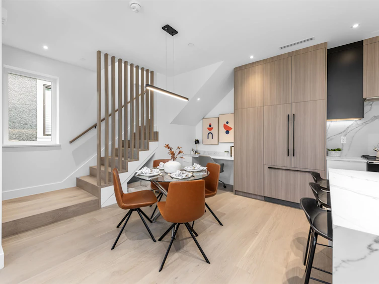 312 E 43 Avenue, Vancouver, BC, V5W 1T6 - 20