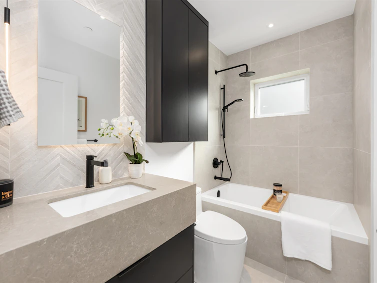 312 E 43 Avenue, Vancouver, BC, V5W 1T6 - 30