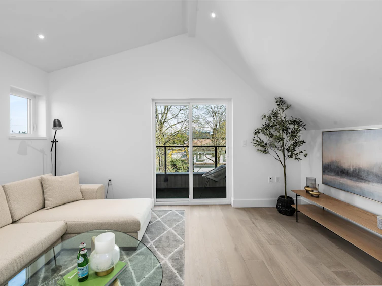 312 E 43 Avenue, Vancouver, BC, V5W 1T6 - 32
