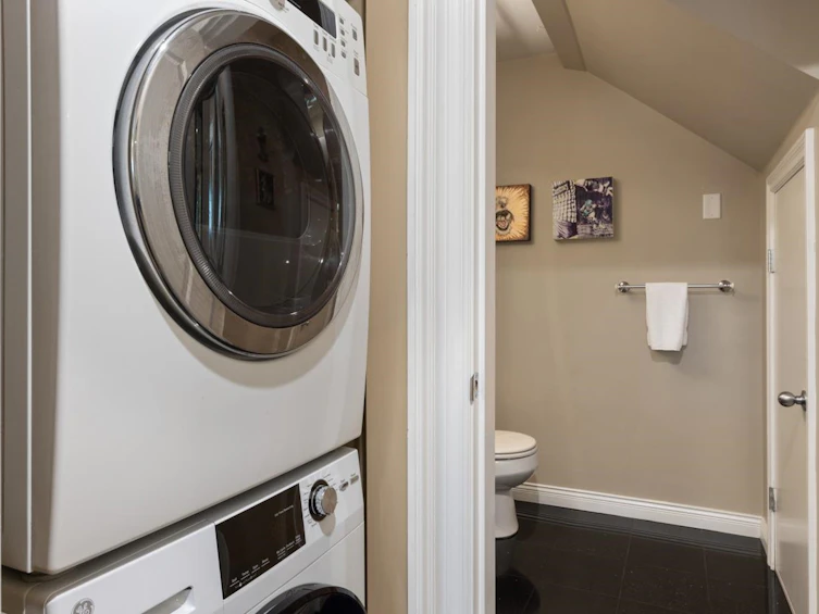 1611 East Georgia Street, Vancouver, BC, V5L 2B1 - 28