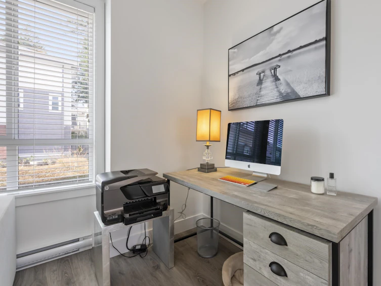 112-9688 162a, Surrey, BC, V4N 6V3 - 9