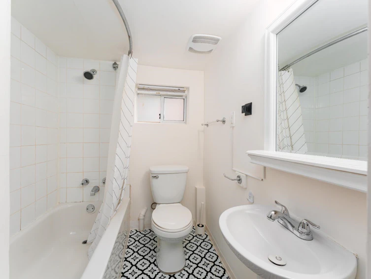 3271 East Georgia Street, Vancouver, BC, V5K 2L2 - 14
