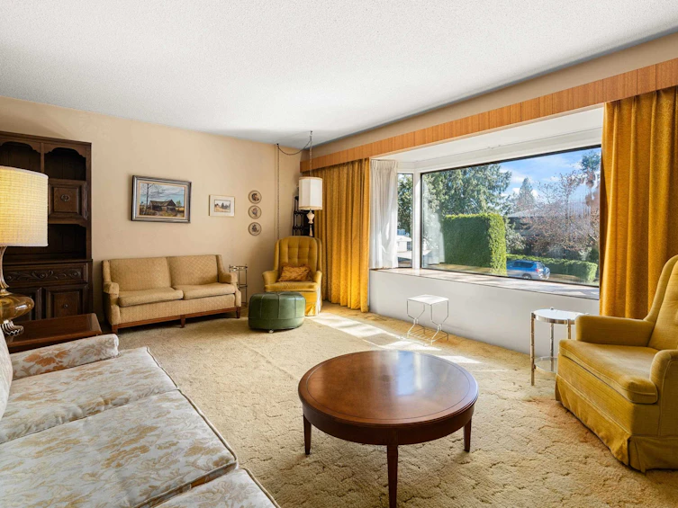 228 West 27th Street, North Vancouver, BC, V7N 2H2 - 2