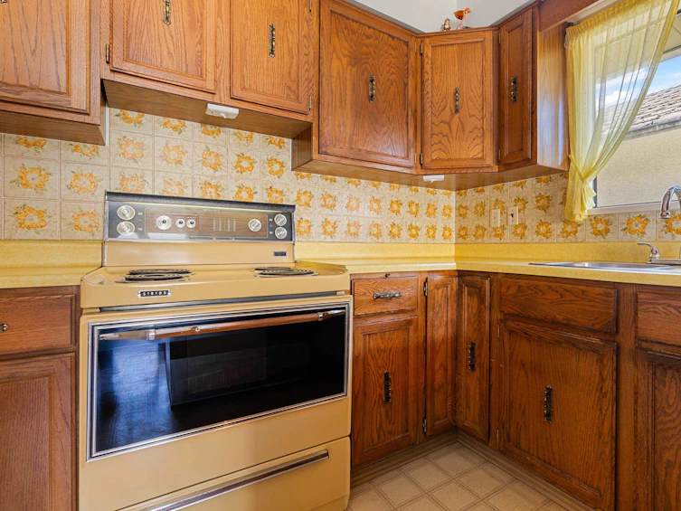 228 West 27th Street, North Vancouver, BC, V7N 2H2 - 9