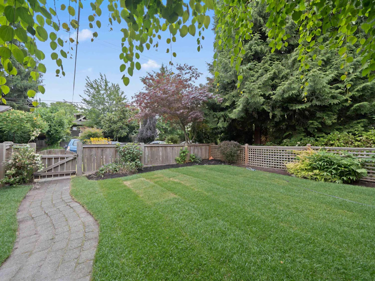 3424 W 7th Avenue, Vancouver, BC, V6R 1W1 - 3