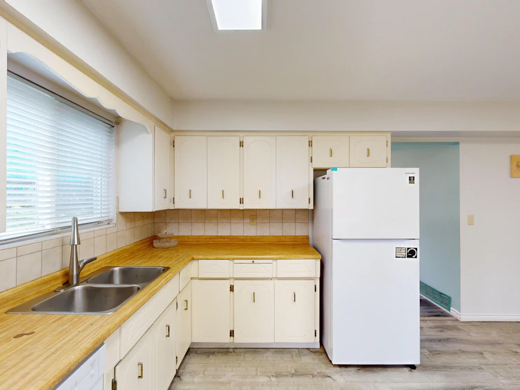 1954 Vonda Way, Coquitlam, BC, V3E 1M7 - 15