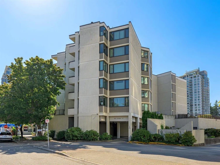 604-1521 George, Surrey, BC, V4B 4A4