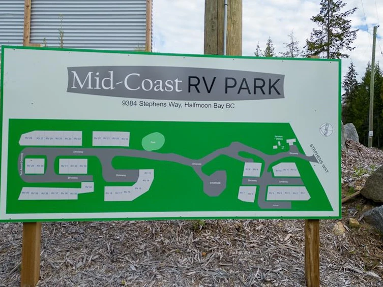 9384 Stephens Way, Halfmoon Bay, BC, V7Z 1G9 - 34