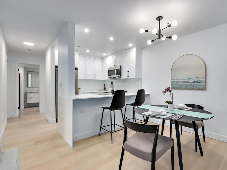 106-910 West 8th Avenue, Vancouver, BC, V5Z 1E5 - 2