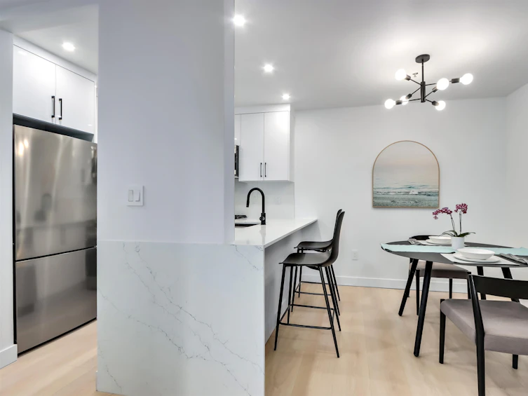 106-910 West 8th Avenue, Vancouver, BC, V5Z 1E5 - 4