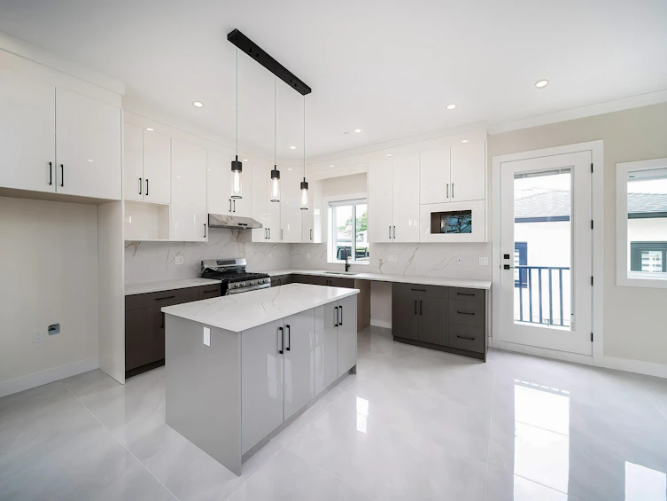 5531 Slocan Street, Vancouver, BC, V5R 2A9 - 8