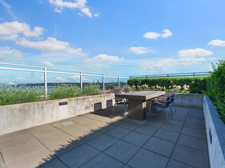 307-200 Nelson's Crescent, New Westminster, BC, V3L 0H4 - 27