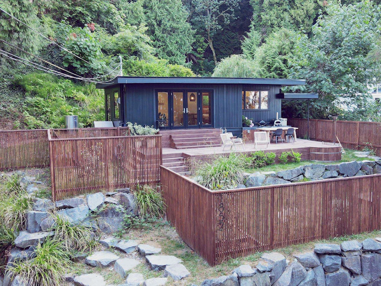 1852 Ocean Beach Beach, Gibsons, BC, V0N 1V5 - 2