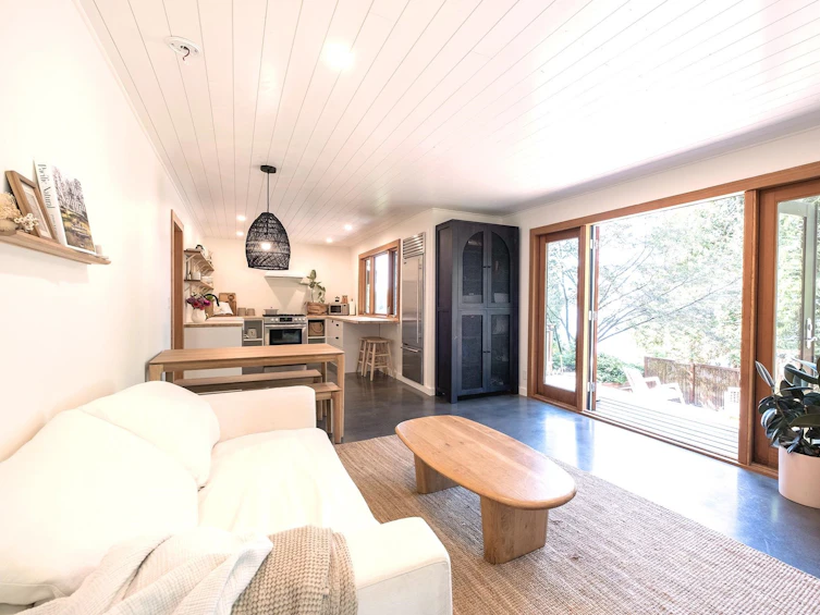 1852 Ocean Beach Beach, Gibsons, BC, V0N 1V5 - 17