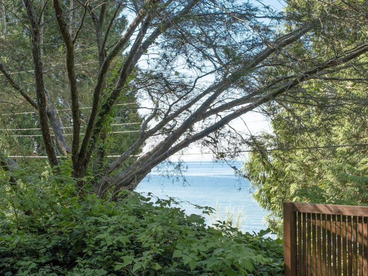 1852 Ocean Beach Beach, Gibsons, BC, V0N 1V5 - 37
