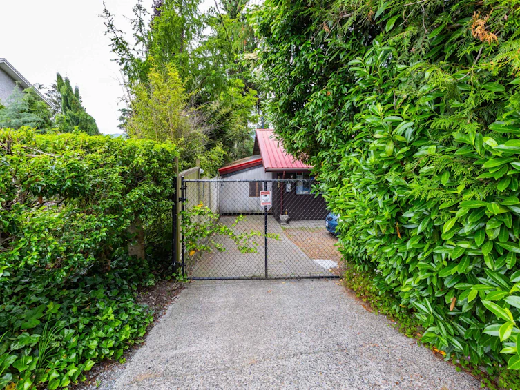 14023 114 Avenue, Surrey, BC, V3R 2M3 - 4