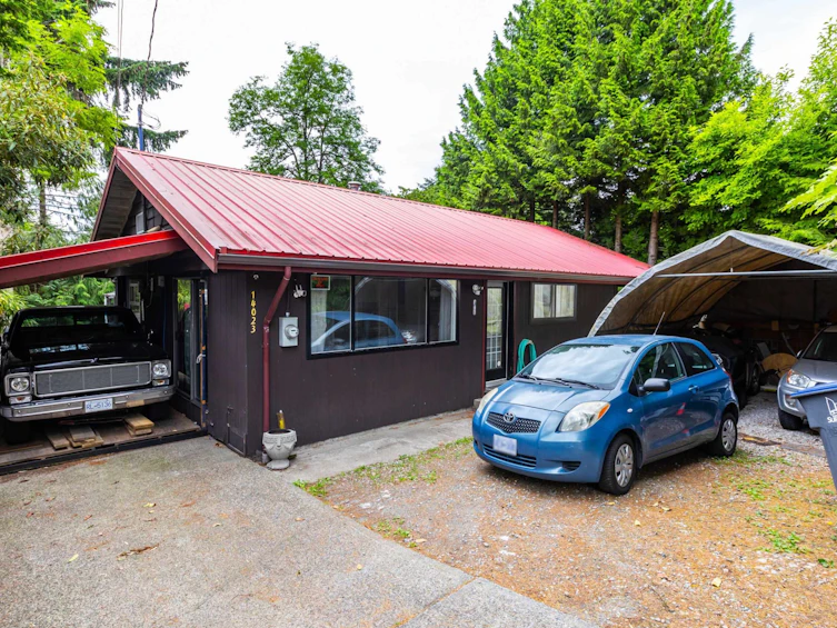 14023 114 Avenue, Surrey, BC, V3R 2M3