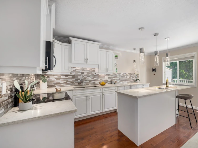 12612 26 Avenue, Surrey, BC, V4A 5R7 - 2