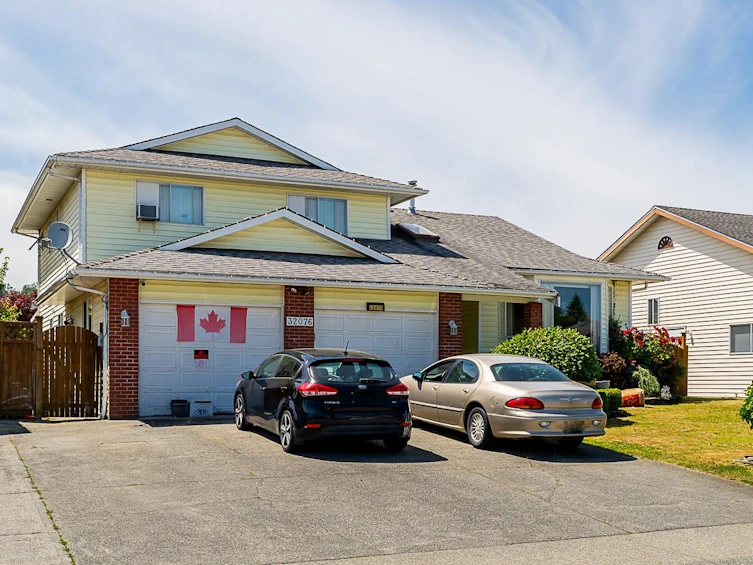 32076 Ashcroft Drive, Abbotsford, BC, V2T 5C3 - 3