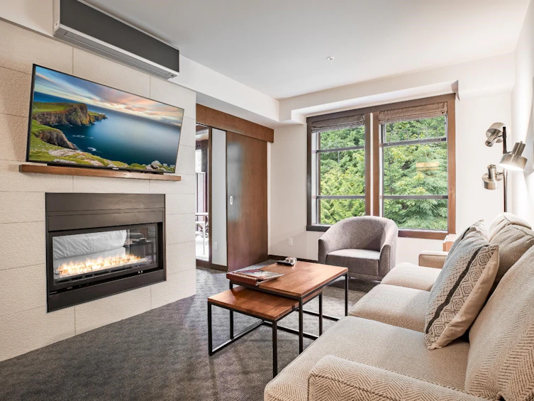 205D-2020 London Lane, Whistler, BC, V0N 1B2 - 2