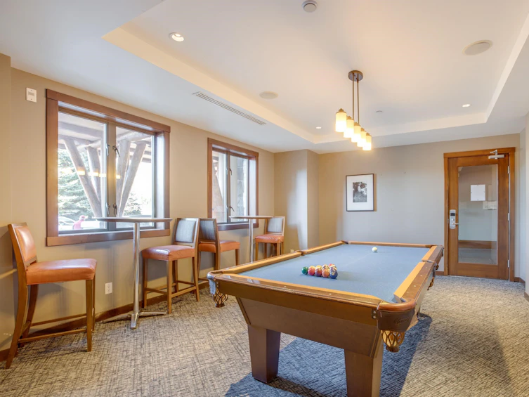 205D-2020 London Lane, Whistler, BC, V0N 1B2 - 22