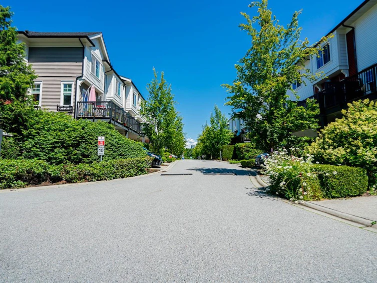 101-3010 Riverbend Drive, Coquitlam, BC, V3C 0B8 - 4