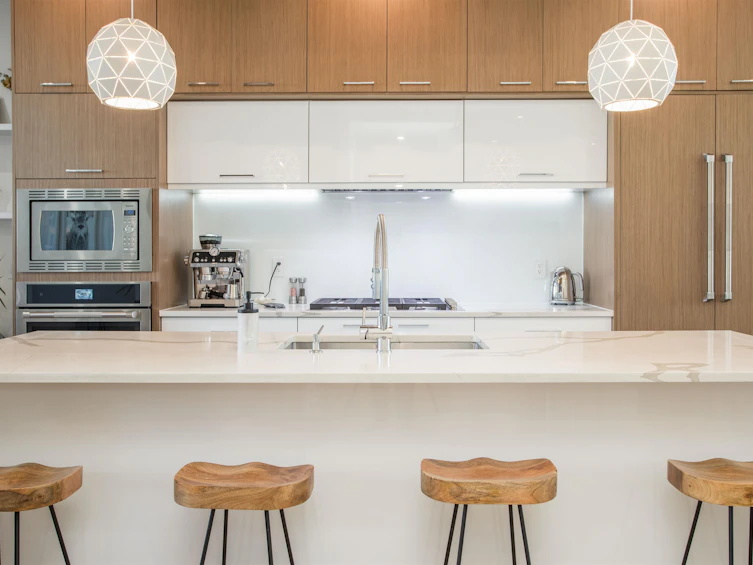 332 E 8th Street, North Vancouver, BC, V7L 1Z3 - 3