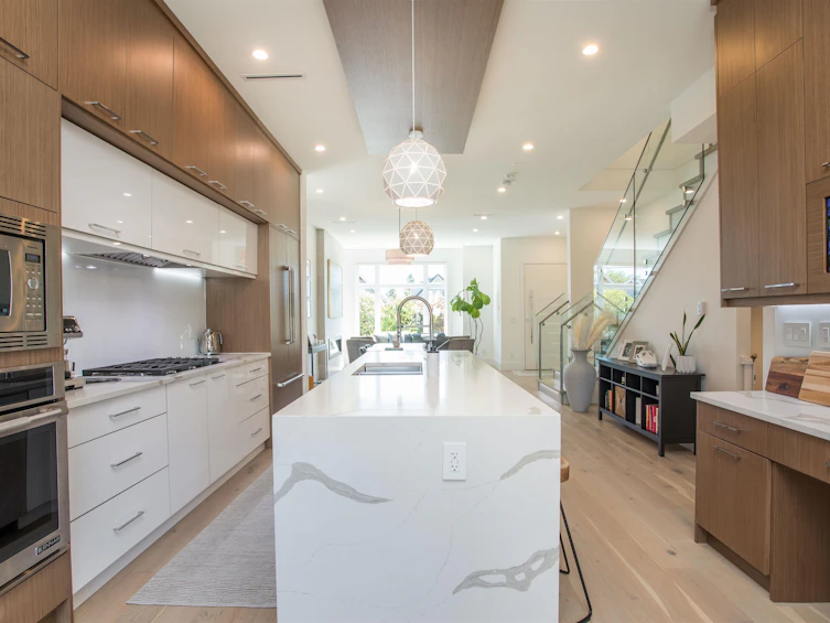 332 E 8th Street, North Vancouver, BC, V7L 1Z3 - 7