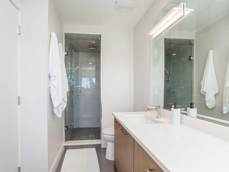 332 E 8th Street, North Vancouver, BC, V7L 1Z3 - 21