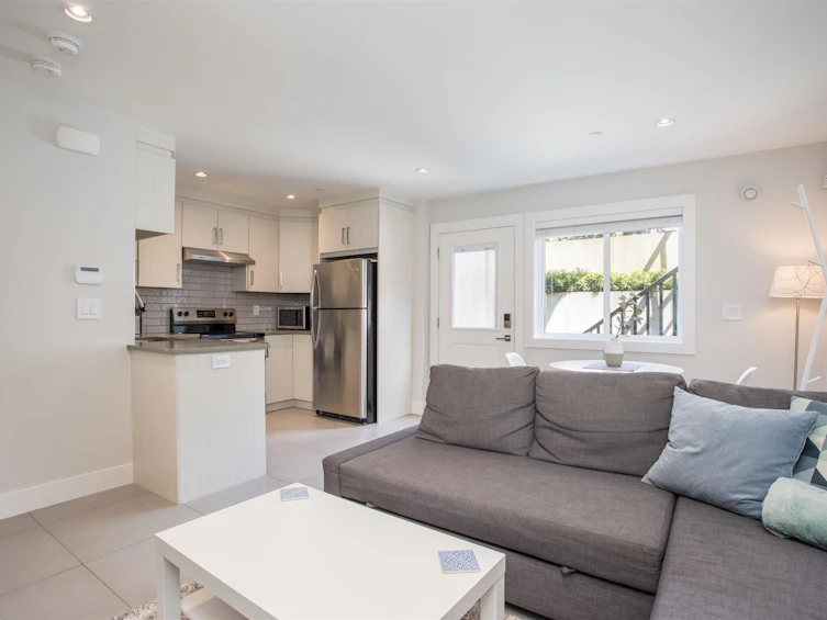 332 E 8th Street, North Vancouver, BC, V7L 1Z3 - 29