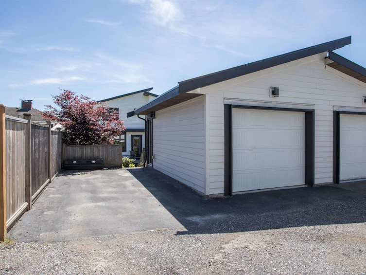 332 E 8th Street, North Vancouver, BC, V7L 1Z3 - 37
