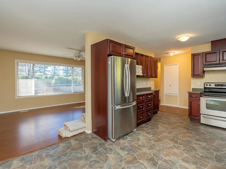 6430 Riverside Street, Abbotsford, BC, V4X 1T9 - 11