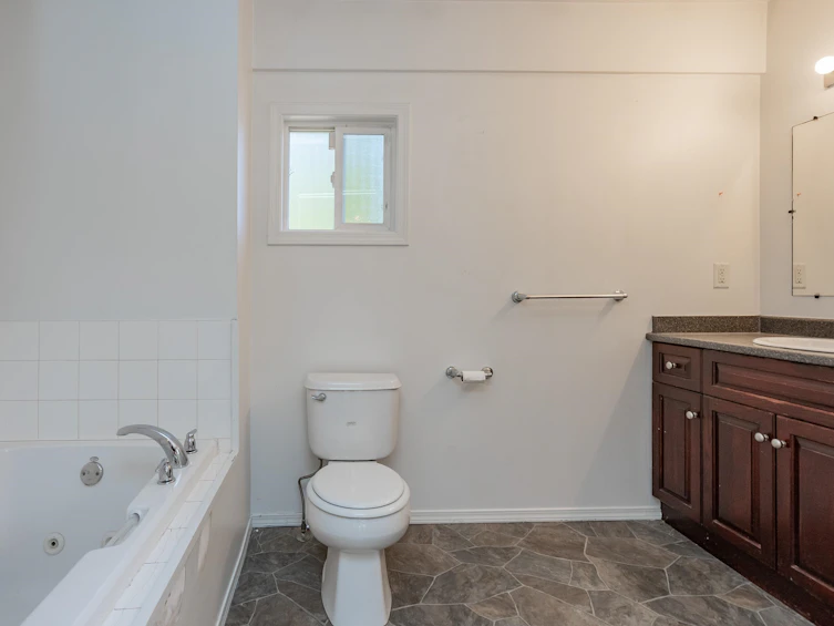 6430 Riverside Street, Abbotsford, BC, V4X 1T9 - 16