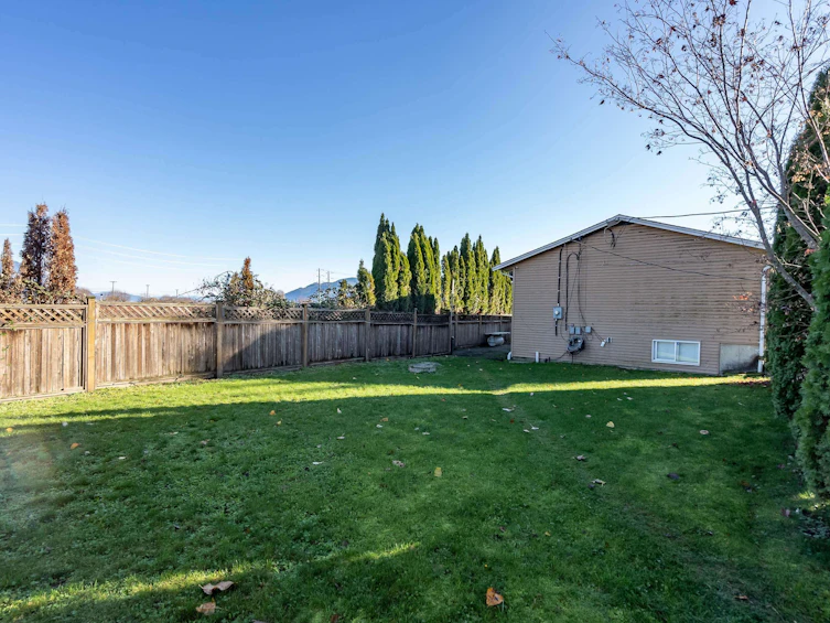 6430 Riverside Street, Abbotsford, BC, V4X 1T9 - 34