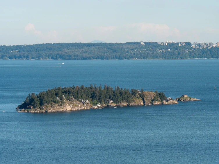 801 Valhalla Place, Bowen Island, BC, V0N 1G1 - 3