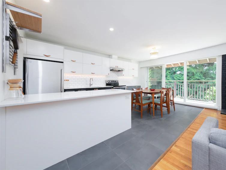 412-555 West 28th Street, North Vancouver, BC, V7N 2J7 - 4