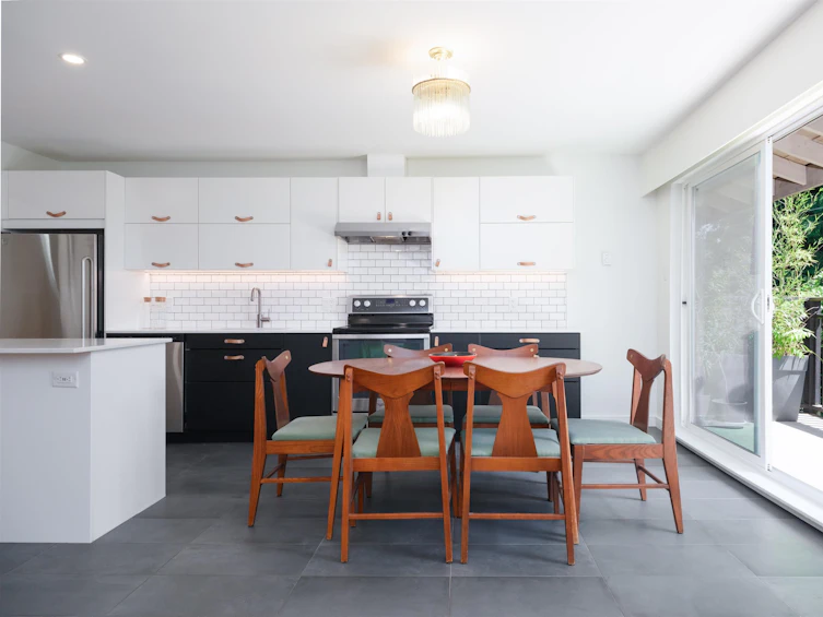 412-555 West 28th Street, North Vancouver, BC, V7N 2J7 - 6