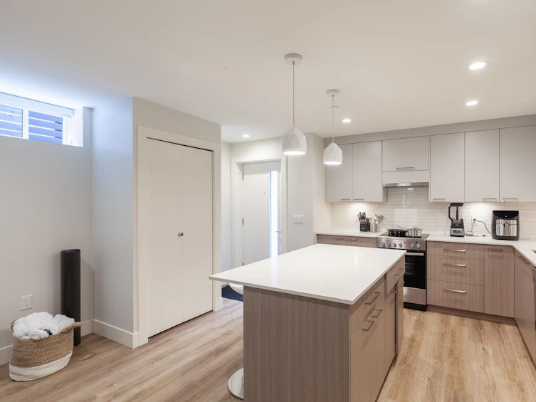 3006 East 3rd Avenue, Vancouver, BC, V5M 1J1 - 33