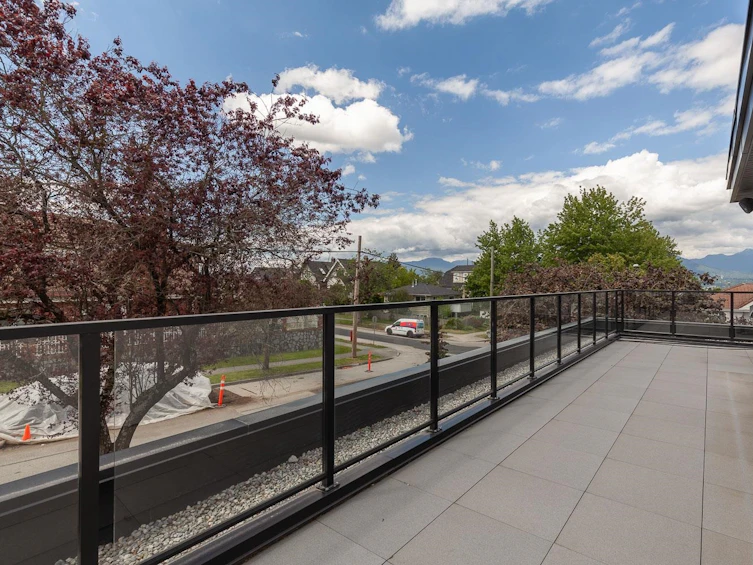 3006 East 3rd Avenue, Vancouver, BC, V5M 1J1 - 23